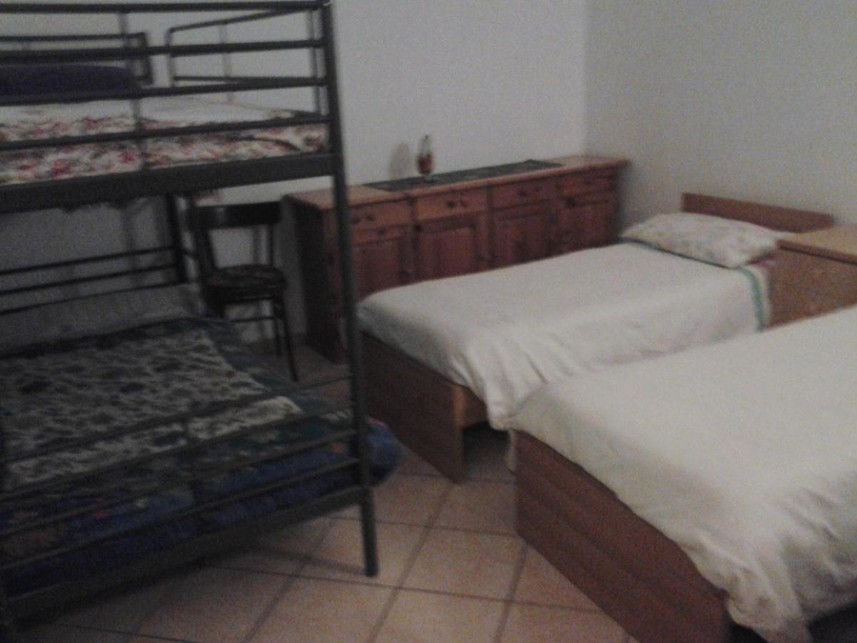 Bed and Breakfast Lontani Da Casa Borgofranco d'Ivrea Exterior foto